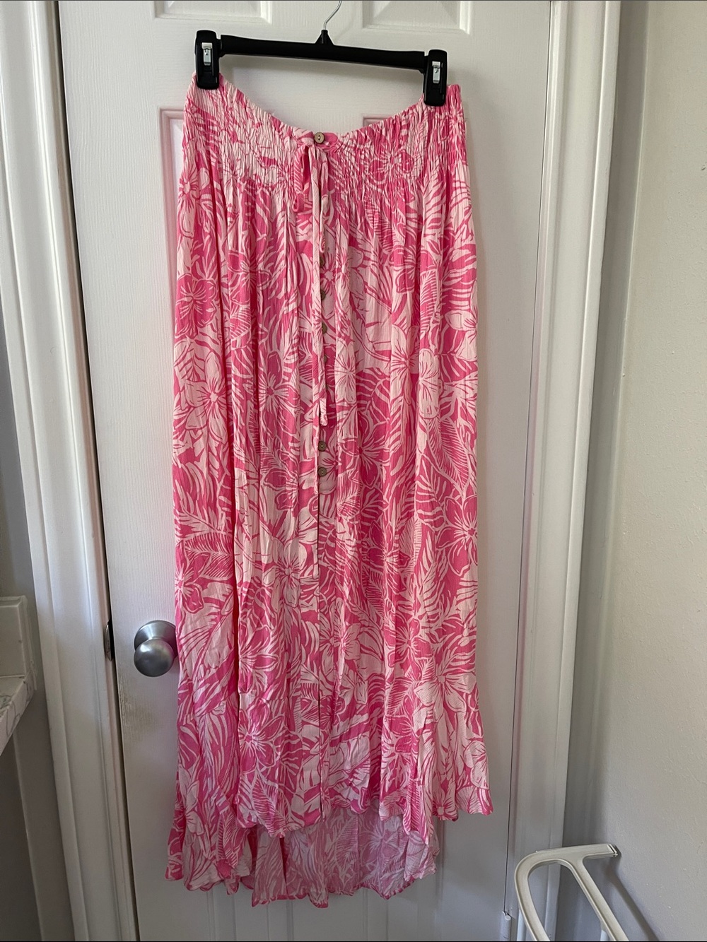 Promesa Pink and White Floral High-Low Button Skirt
